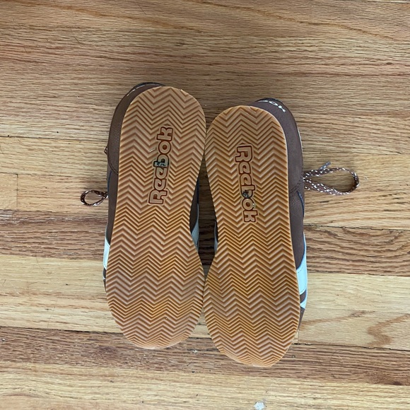 Brown and White Reebox - Picture 2 of 6